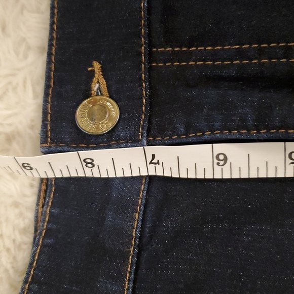 Chico's The So Lifting Sz 0R - Picture 9 of 10